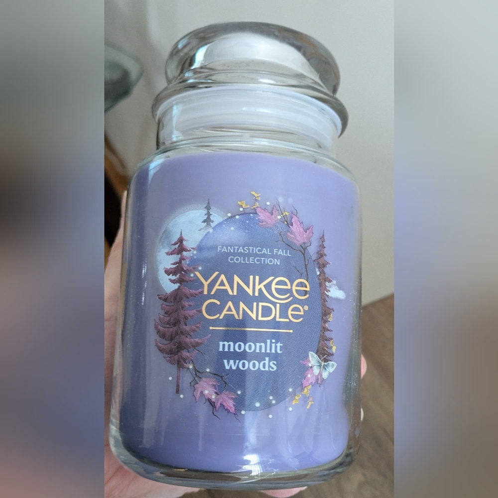 Yankee Candle Moonlit Woods New 22 oz.